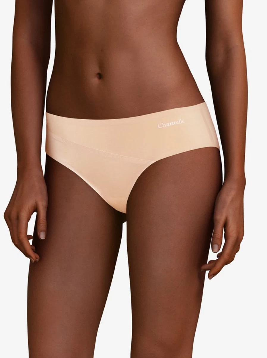 Chantelle Essentiall Invisible Short Seamless Comfort Underwear for Women